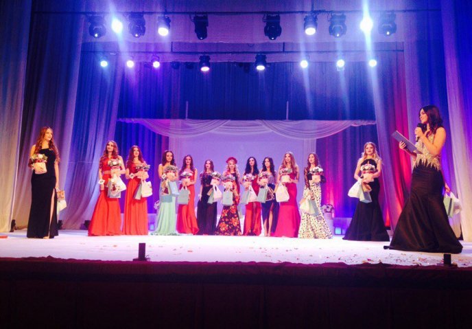 В Ужгороді обрали найгарнішу дівчину міста – 01