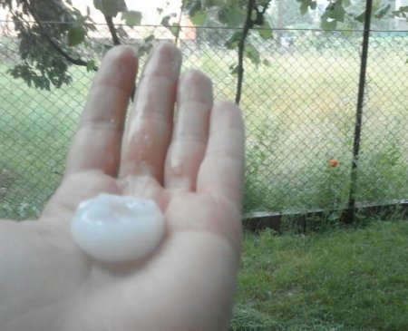 Тячівщиною пройшлася страшна негода: град падав розміром з горіх – 01