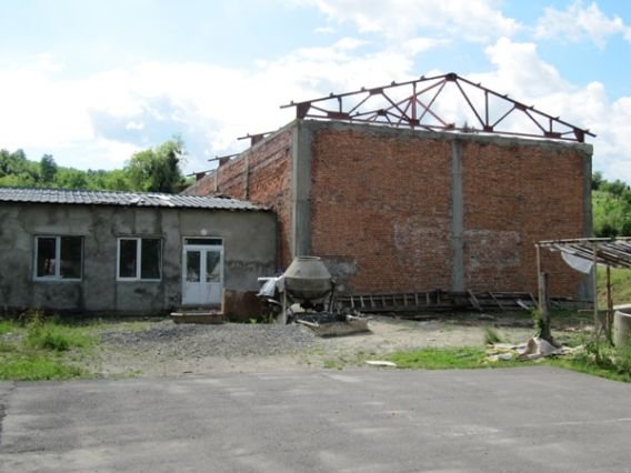 В Неліпино діти ходять до школи без їдальні та спортзалу (ФОТО) – 01 В Неліпино діти ходять до школи без їдальні та спортзалу (ФОТО) – 01