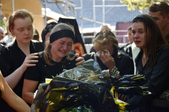 Закарпаття схилило голову перед загиблим Героєм – 05