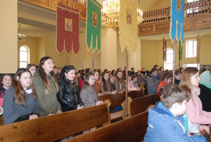 У Іршаві молоді греко-католики провели єпархіальний КВК – 01