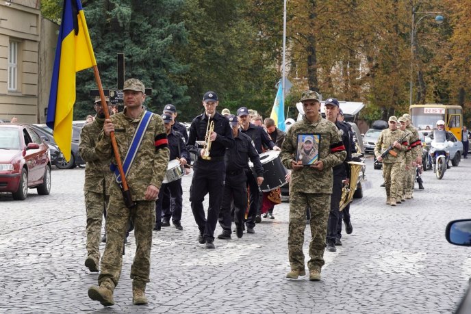 В Ужгороді поховали захисника, який воював із березня 2022 року – 03