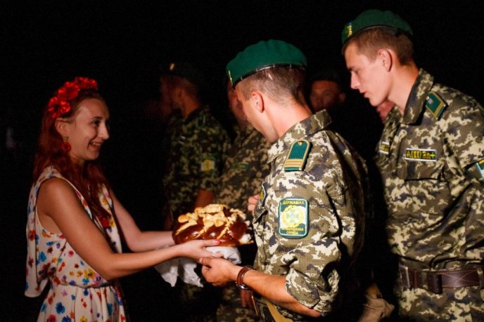 Понад 50 бійців Чопського прикордонного загону повернулися із зони АТО (ФОТО) – 06