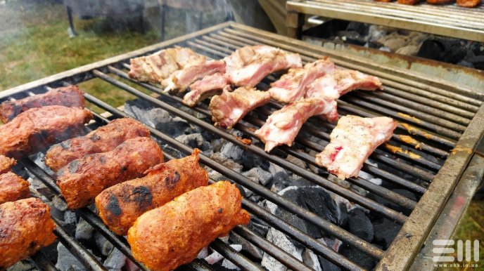 На Берегівщині стартував традиційний фестиваль різників – 08