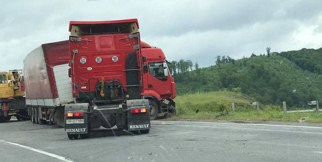 На трасі "Київ-Чоп" трапилася ДТП – 01 На трасі "Київ-Чоп" трапилася ДТП – 01