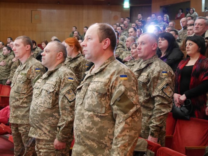 В Ужгороді нагородили військових 15-го окремого гірсько-піхотного батальйону – 09