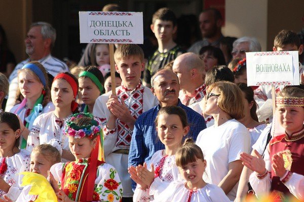 У Мукачеві урочисто відкрили Міжнародний дитячо-юнацький фестиваль "Смарагдові витоки" – 04