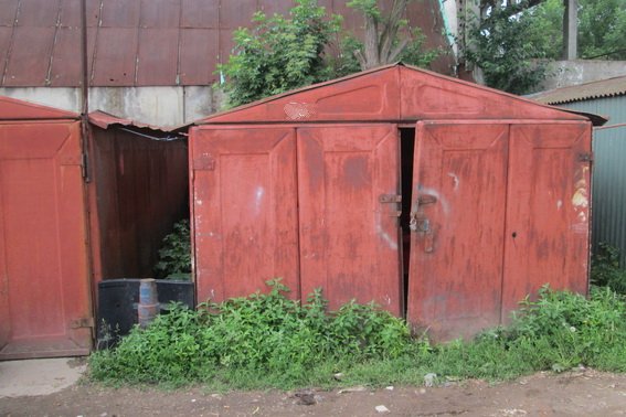 В ужгородця вкрали мотоцикл просто з гаража – 01