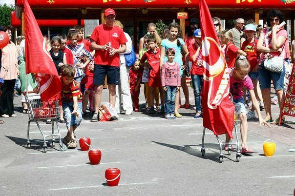 "Ласунка" підготувала мукачівцям незабутнє свято морозива – 10 "Ласунка" підготувала мукачівцям незабутнє свято морозива – 10