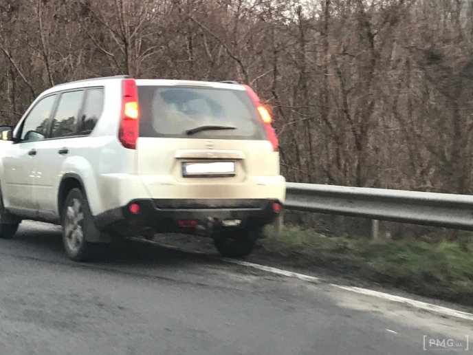 На трасі "Київ-Чоп" сталася аварія: рух ускладнено – 01