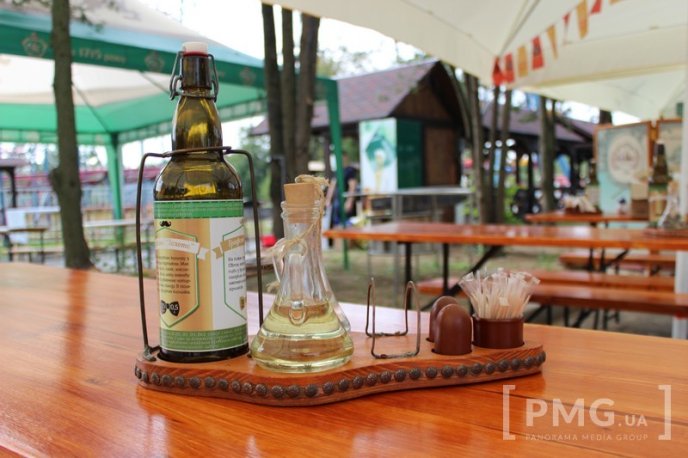 У парку "Перемога" завершується підготовка до фестивалю "Варишське пиво" – 02