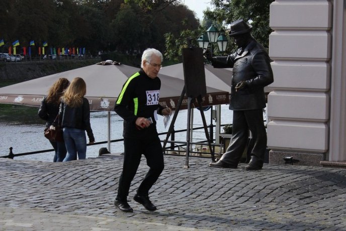 Ужгородом та районом бігають орієнтувальники на міжнародних змаганнях «Кубок Дружби - 2013» та чемпіонаті України з багатоборств (ФОТО) – 14