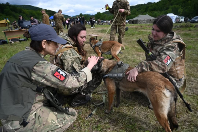 На Мукачівщині пройшов курс підготовки цивільного населення до національного спротиву – 12 На Мукачівщині пройшов курс підготовки цивільного населення до національного спротиву – 12