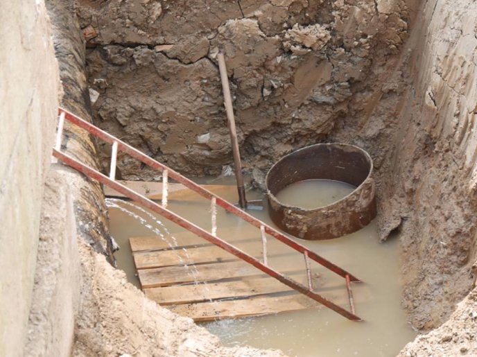 В Ужгороді роботи із заміни водогону проводитимуться і вночі – 14