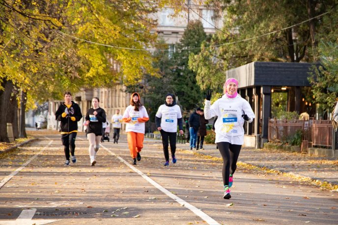 У містах Закарпаття долучилися до забігу «Acting for survivors» – 08