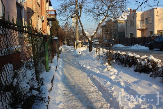 Слизькі дороги або безкоштовний атракціон фестивалю “Червене вино” – 15 Слизькі дороги або безкоштовний атракціон фестивалю “Червене вино” – 15