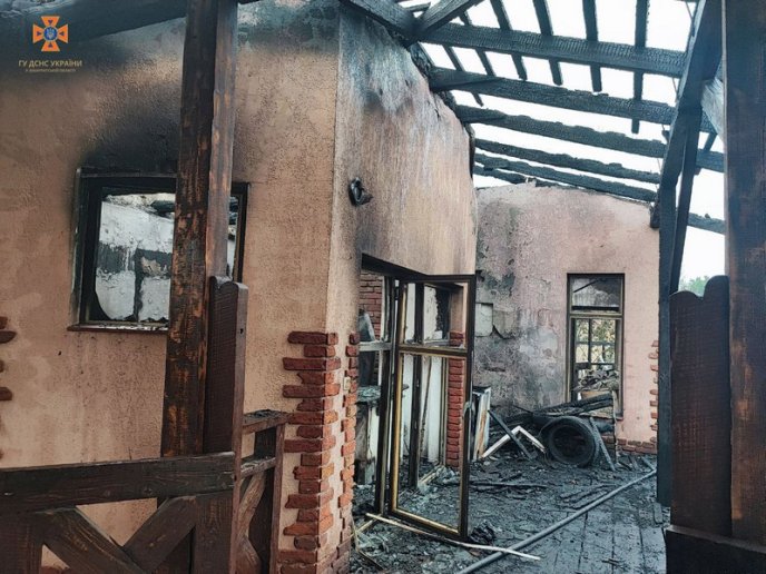 18 вогнеборців гасили пожежу в Мукачеві – 02