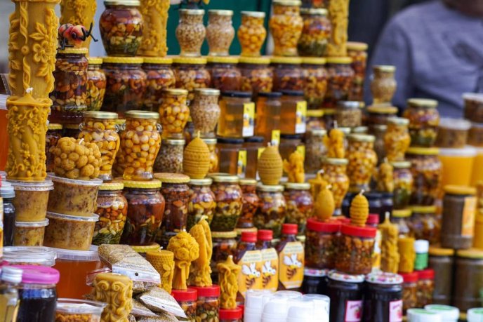 В Ужгороді стартував Великодній ярмарок, який триватиме 3 дні – 01