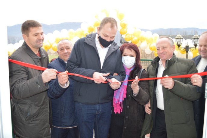 В Іршавському районі урочисто відкрили амбулаторію – 03