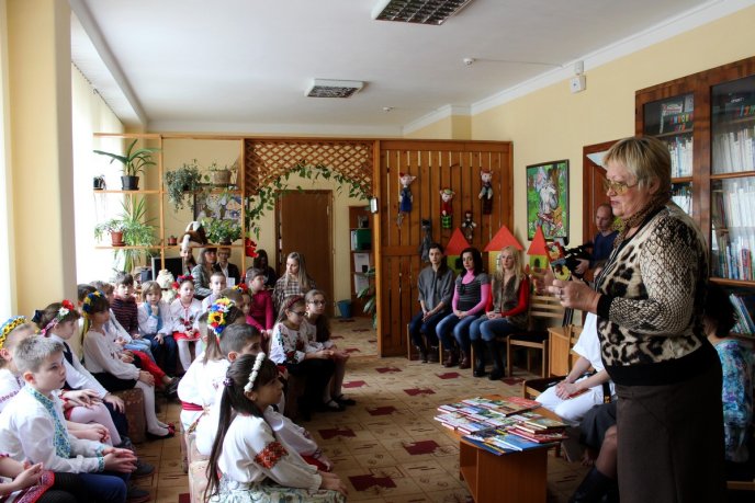 Чемпіонка світу з Шидокан Карате взяла участь у проекті "Все Закарпаття читає дітям" – 04