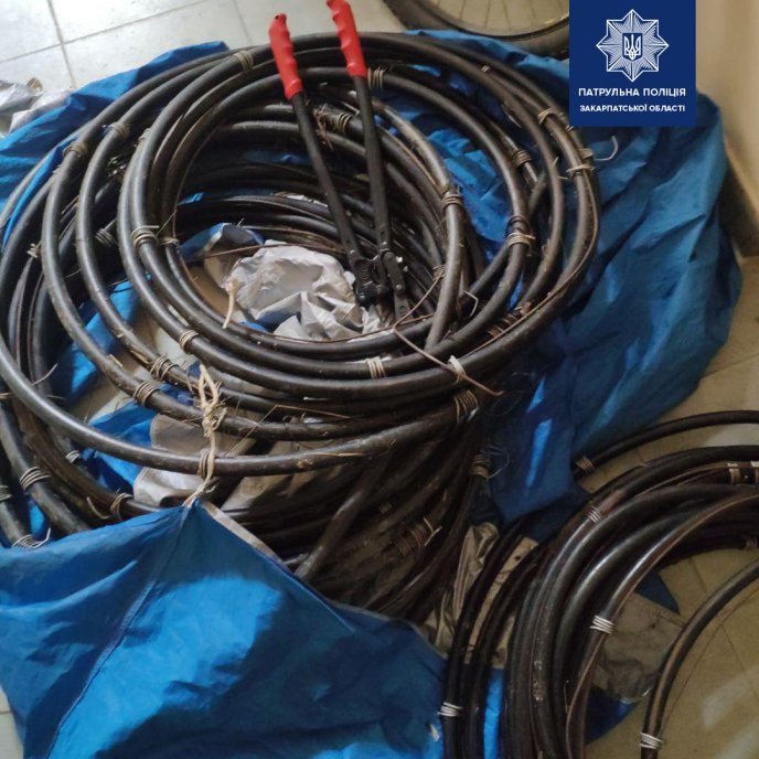 Вранці поліція затримала ймовірного крадія – 01