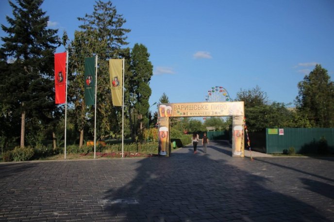 Як проходить "Варишське пиво" у Мукачеві: фоторепортаж із фестивального містечка – 13 Як проходить "Варишське пиво" у Мукачеві: фоторепортаж із фестивального містечка – 13