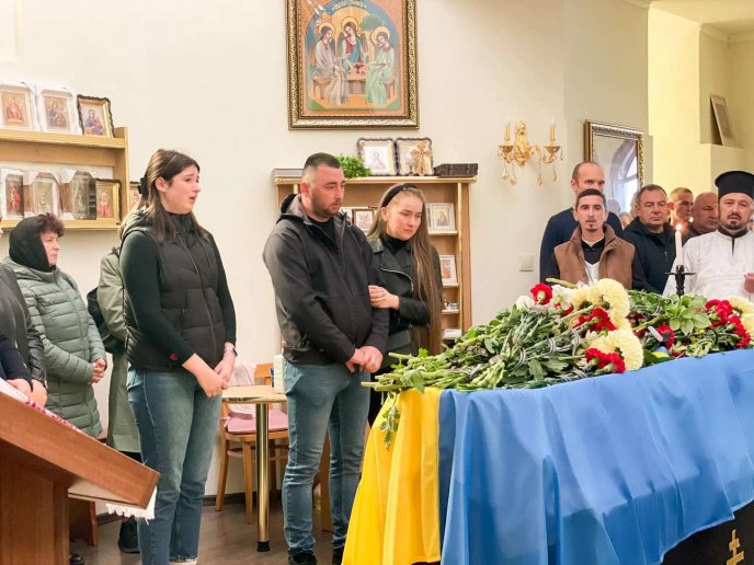 У Мукачеві в останню путь провели двох Героїв – 03