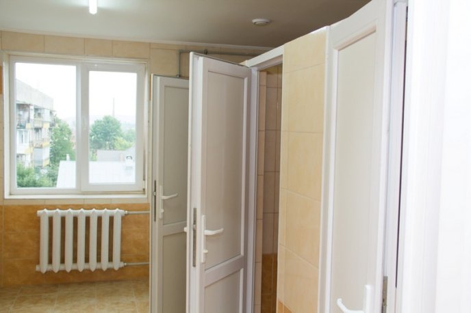 У гуртожитках УжНУ завершили масштабний ремонт – 04