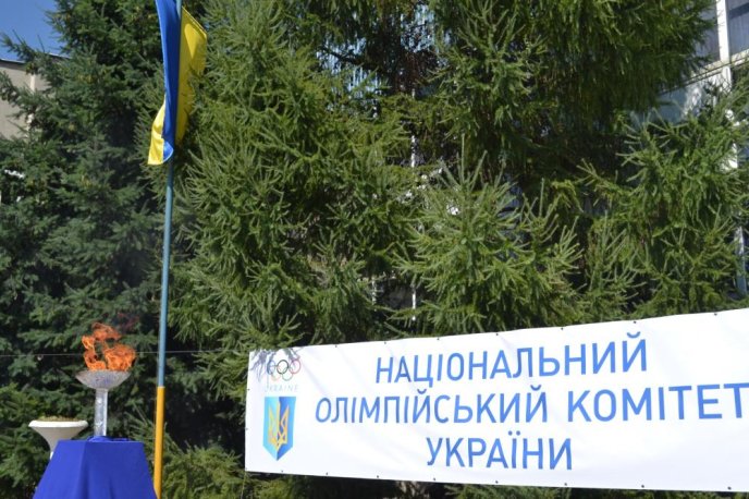 В Ужгороді запалювали Олімпійський вогонь – 06