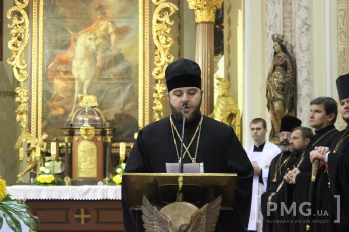 Яскраве святкування Дня святого Мартина у Мукачеві: парад ліхтариків, лицарські бої та вогняне шоу – 09 Яскраве святкування Дня святого Мартина у Мукачеві: парад ліхтариків, лицарські бої та вогняне шоу – 09