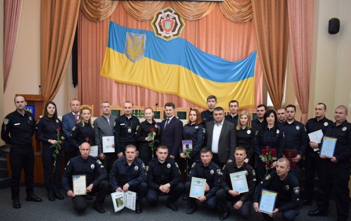 У закарпатських патрульних сьогодні свято – 06