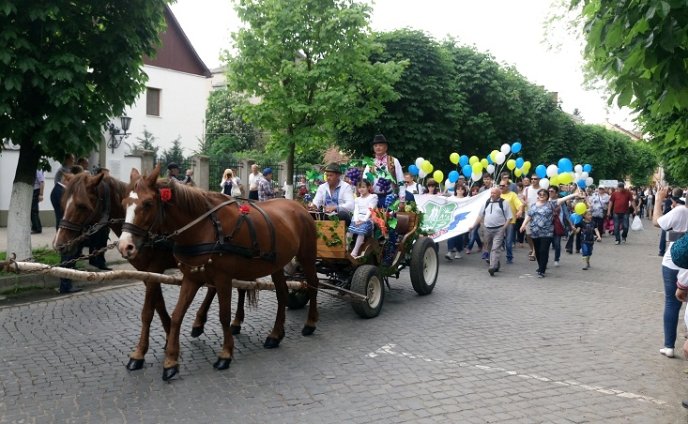 У Виноградові у неділю відбувся винний фестиваль «Угочанська лоза» – 02