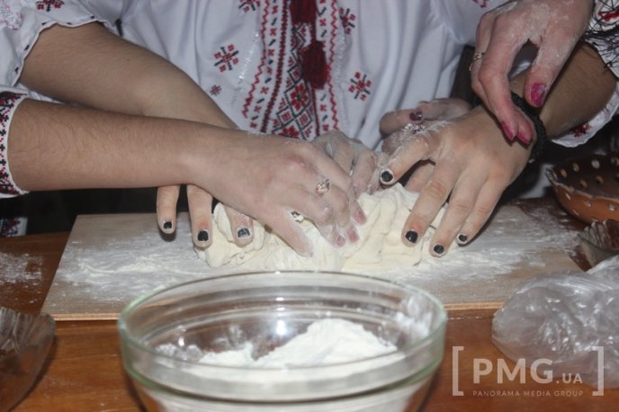 У Мукачівській міській бібліотеці відбулись "Андріївські вечорниці" – 16