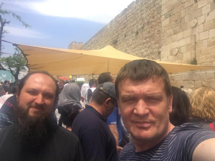 В Ужгород сьогодні привезуть Благодатний вогонь – 02