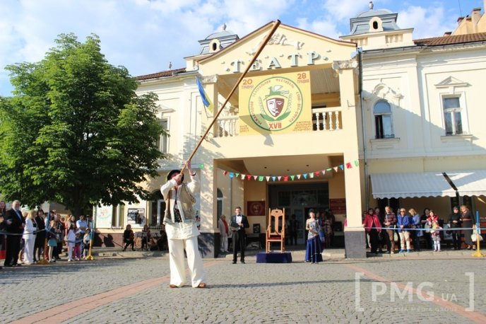 У Мукачеві відкрили фестиваль театральних колективів "Етно-Діа-Сфера" – 08