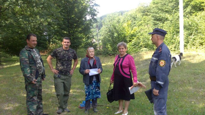 Закарпатські рятувальники та лісники провели рейд місць масового відпочинку людей – 03