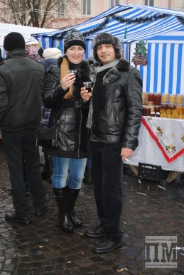 У Мукачеві офіційно розпочався фестиваль "Червене вино - 2015" (ФОТОРЕПОРТАЖ) – 14