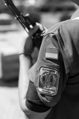 Мукачево попрощалось із військовим, який захищав Україну від російських окупантів – 05