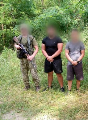 Закарпатцям розповіли про «пригоди» 11 чоловіків поблизу кордону – 03 Закарпатцям розповіли про «пригоди» 11 чоловіків поблизу кордону – 03