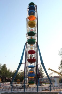 Завтра у Мукачеві планують запустити оглядове колесо – 02