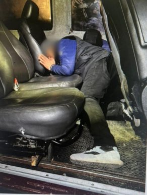 Перевозили також 13-річного підлітка: що відомо про інцидент на кордоні з Угорщиною – 01