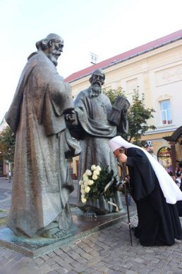 У День Незалежності України Мукачево відвідав Блаженніший Онуфрій – 05