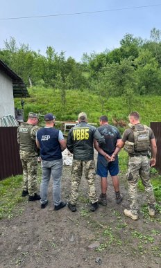 На Закарпатті провели спецоперацію: відомо, кого і чому затримали – 05 На Закарпатті провели спецоперацію: відомо, кого і чому затримали – 05