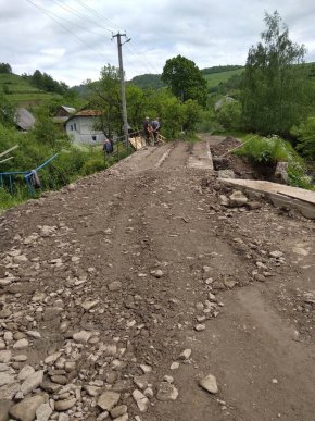 У Воловецькому районі відновили автомобільне сполучення через зруйнований паводком міст – 02