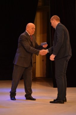 В Ужгороді керівники краю привітали закарпатських військових з Днем Збройних Сил України – 03