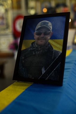 Мукачево прощалося з Героєм Володимиром Форосом – 01