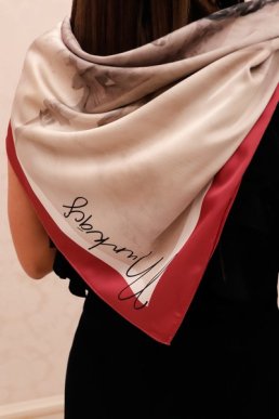 У Мукачева з’явилася власна локальна хустка – 06