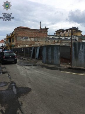 За недотримання норм під час будівництва патрульні притягнули до відповідальності посадову особу – 01