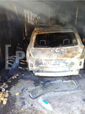 За фактом загорання іномарки у Мукачеві порушено кримінальне провадження – 02