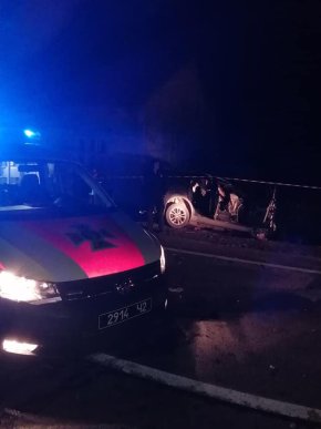 Опубліковано фото з місця смертельної автотрощі на Закарпатті – 04